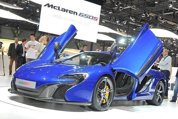 Rennwagen für die Straße: Der McLaren 650S besitzt ein leichtes Kohlefaser-Monocoque mit Alu-Hilfsrahmen. Foto: dpp-AutoReporter